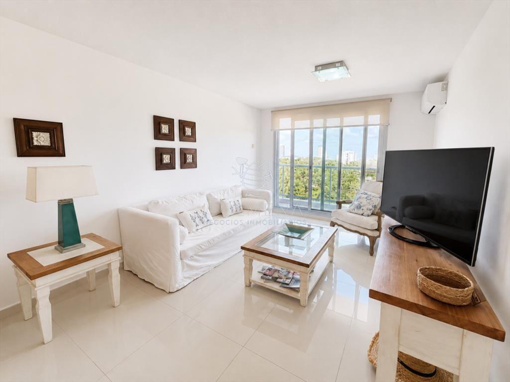 Apartamento 3 dormitorios en venta Avenida Punta