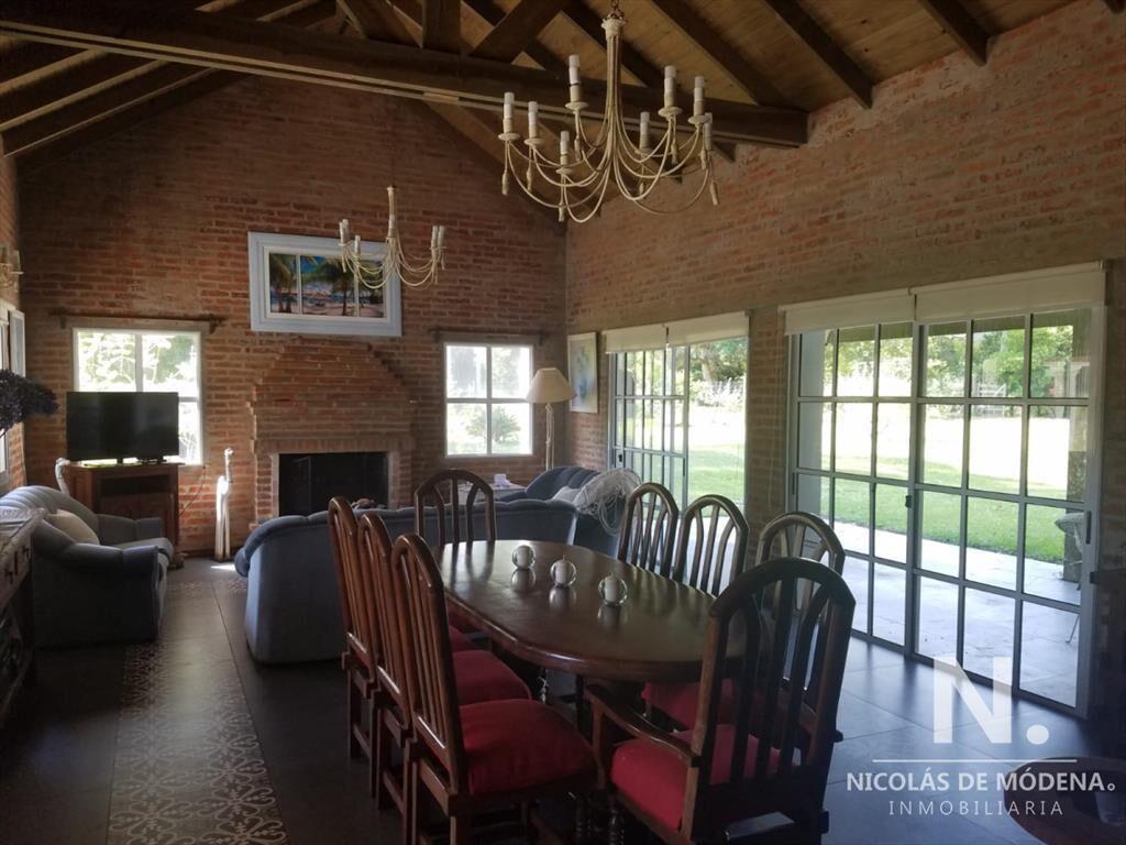 Casa en Barrio Privado