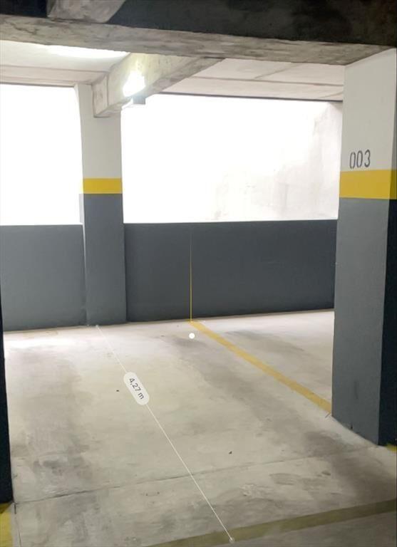 VENTA COCHERA EN EDIFICIO YASS POCITOS