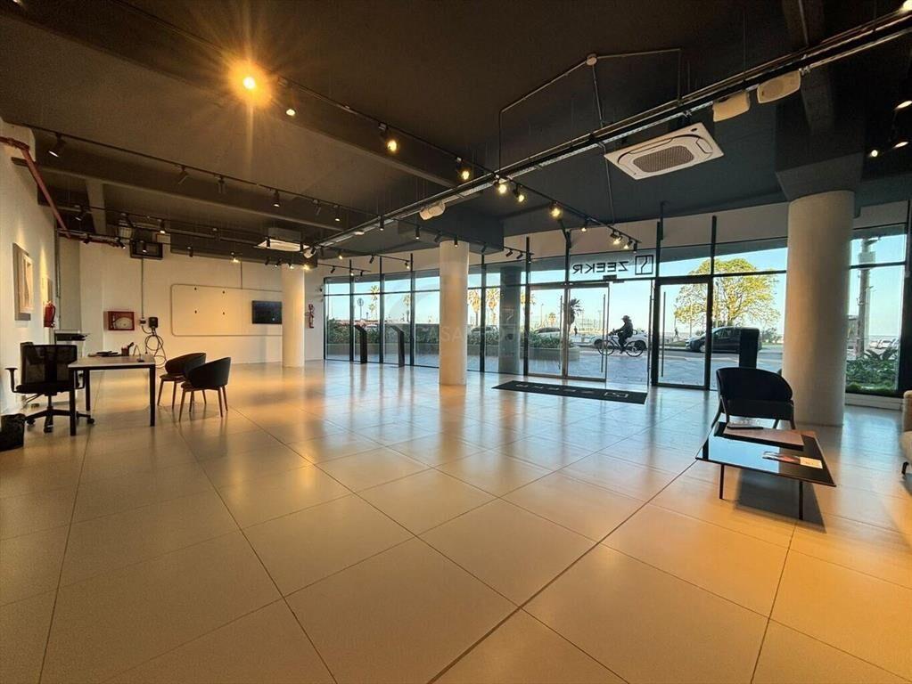 CASATROJA VENTA LOCAL COMERCIAL CON RENTA EN FORUM