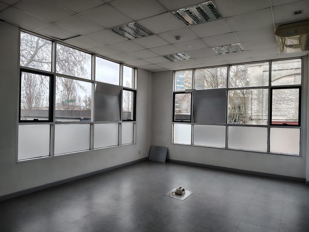 ALQUILER AGUADA OFICINAS DEPOSITO GARAGE 2130M2