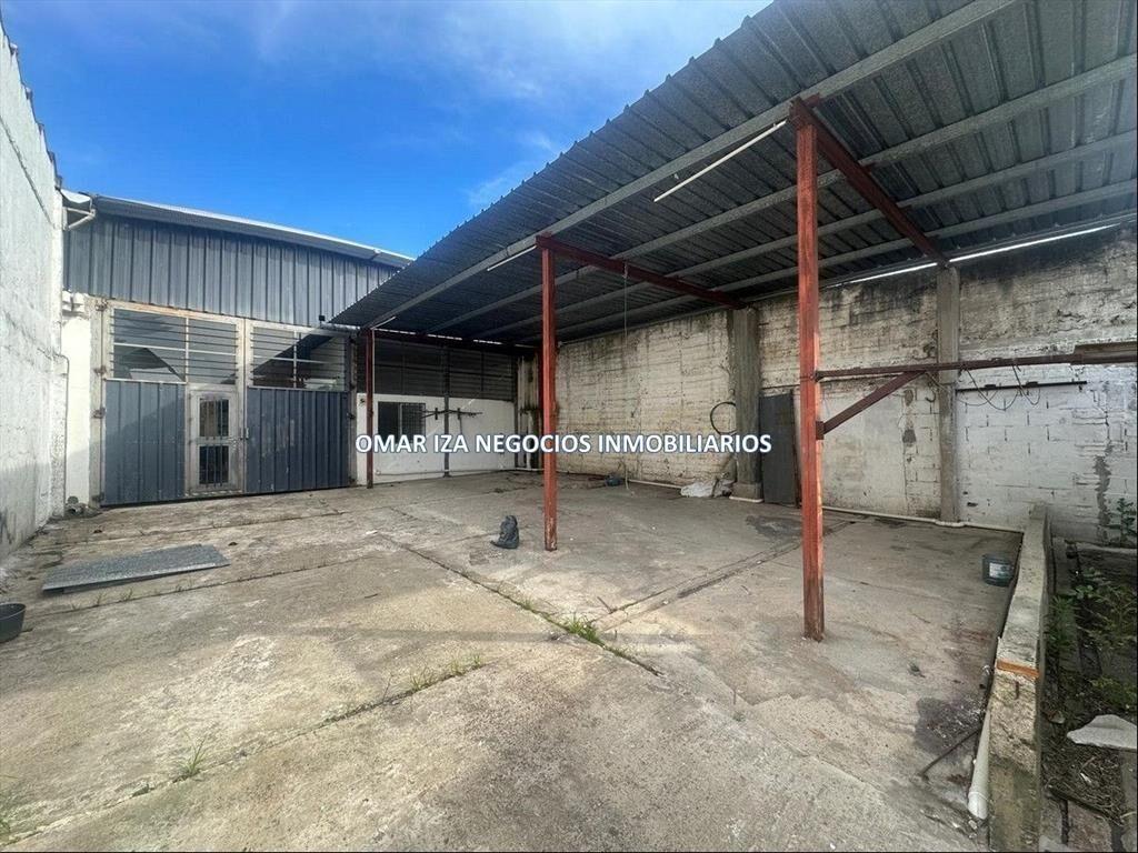 Venta casa + galpón en Barrio Ituzaingó, prox Hipodromo de