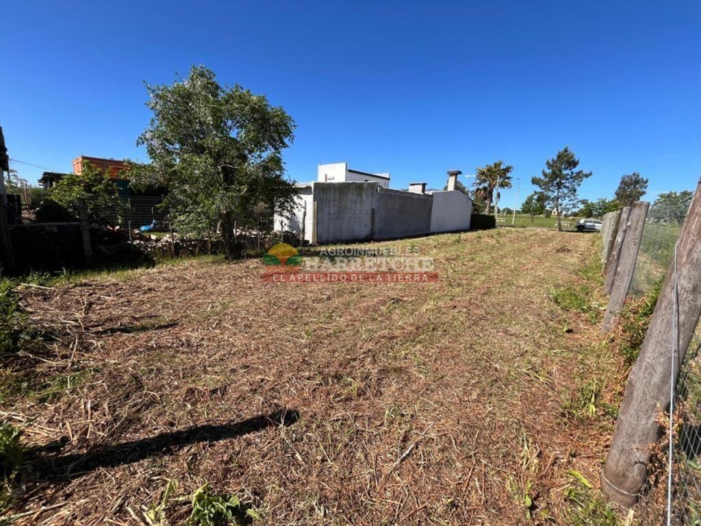 Terreno en Las Piedras, 380 m2, nivelado, a 2 de