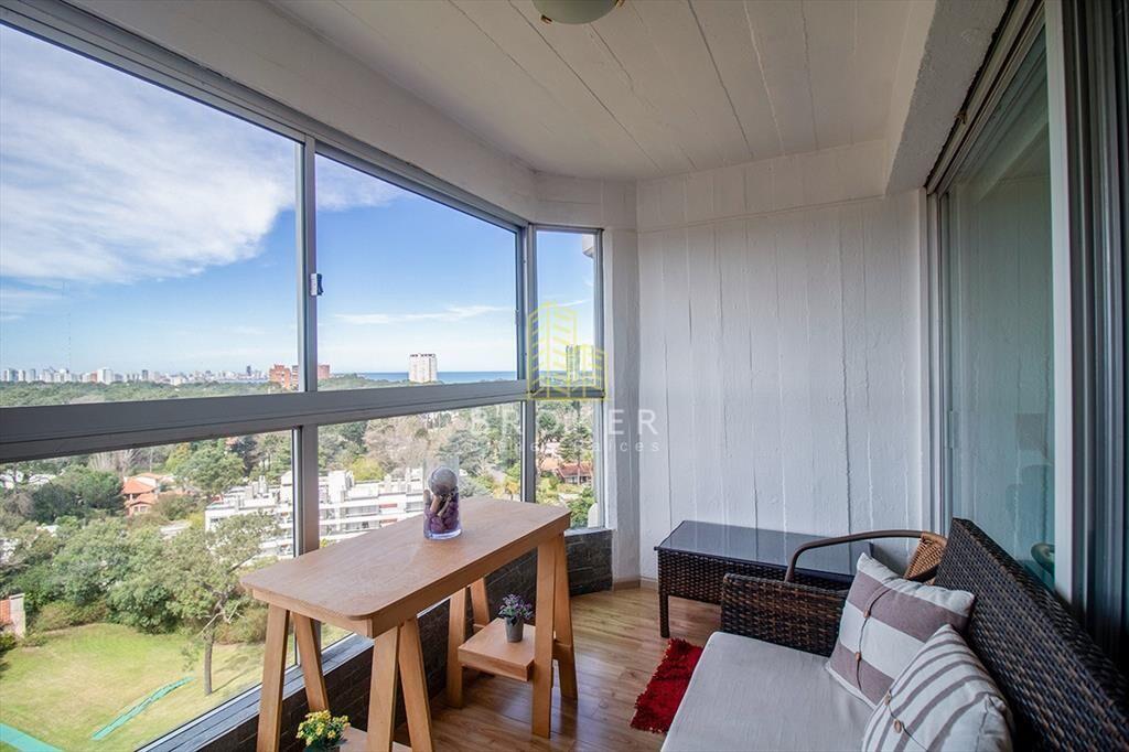 Venta de apartamento reciclado 2 dormitorios en