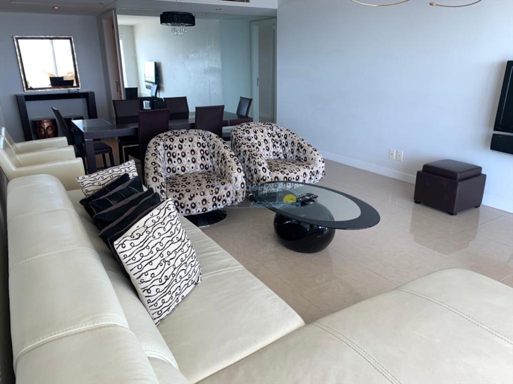Apartamento en alquiler temporal de 3 dormitorios