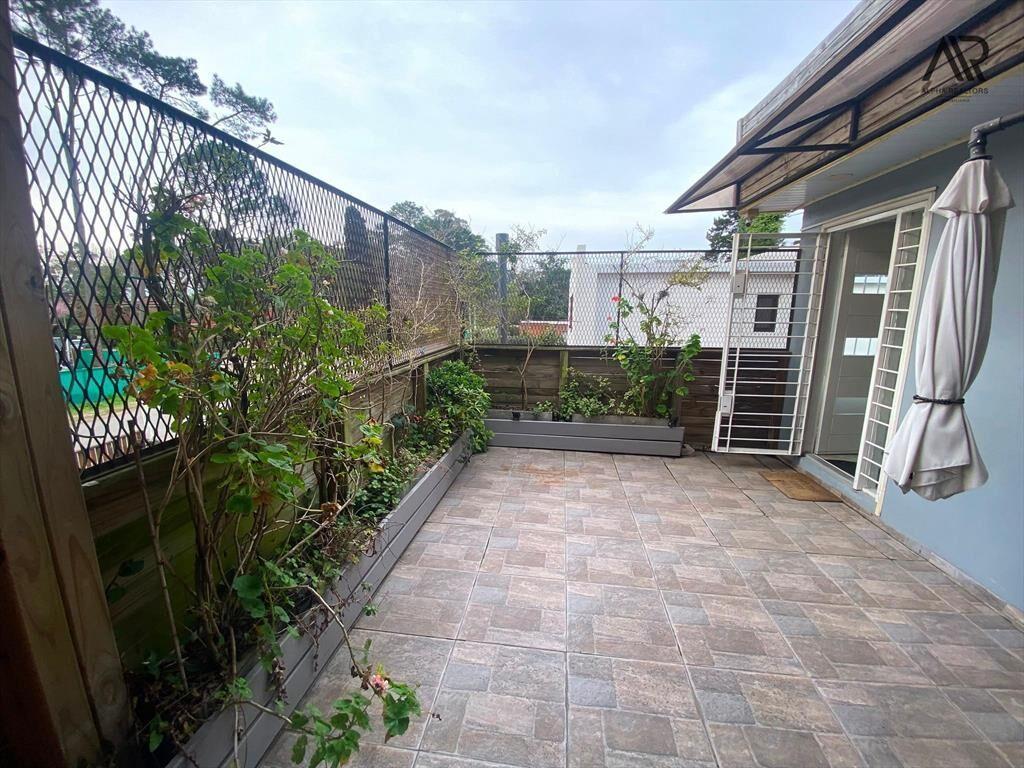 Casa en venta c/ cochera en Reserva del Este