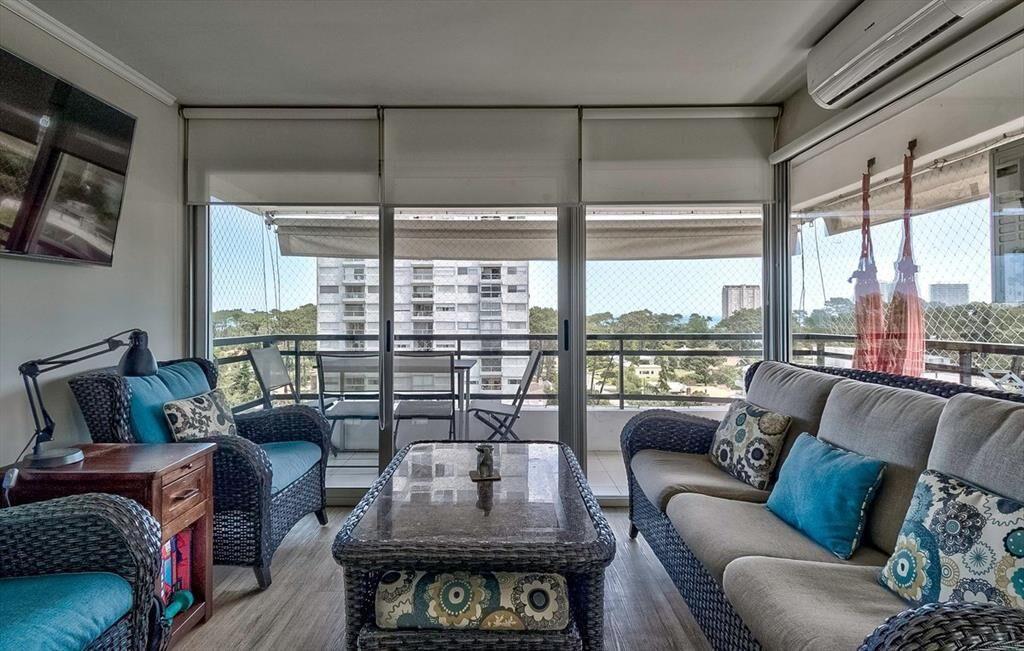 Venta apartamento 3 dormitorios en Roosevelt