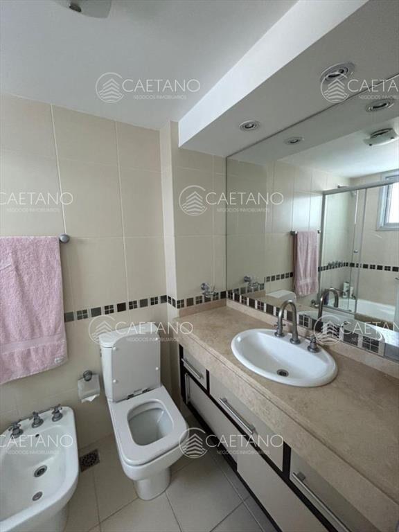 Apartamento en Mansa, 3 dormitorios alquiler