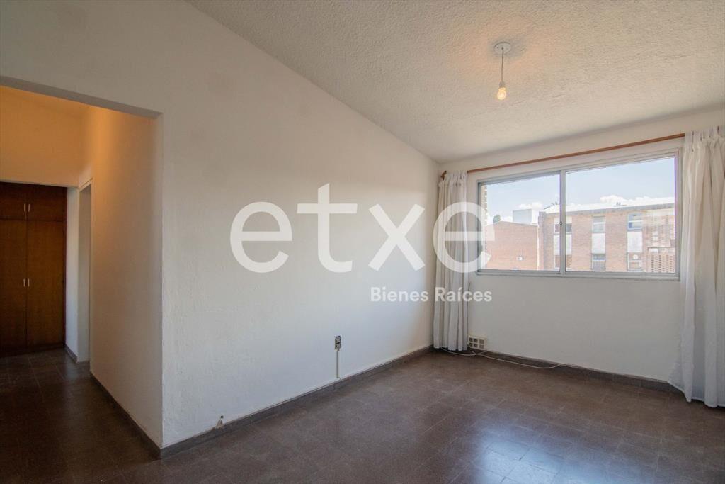 Venta con renta de Apartamento en Buceo...