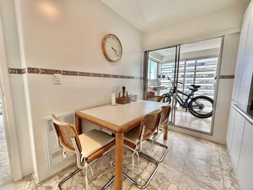 VENTA APARTAMENTO 3 DORMITORIOS MAS DEPENDENCIA EDIFICIO IM