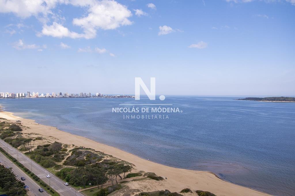 Hermoso Departamento esquinero en venta con vista