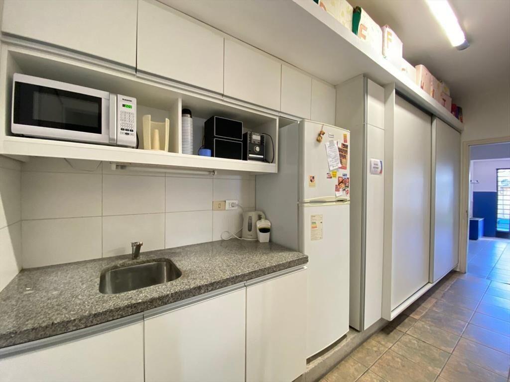 ALQUILER DE LOCAL EN SAYAGO 7 AMBIENTES 4 BAÑOS