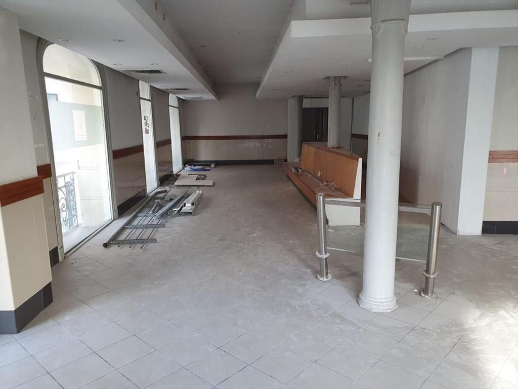 Sarandi proximo a Bartolomé Mitre, 180 m2 !!