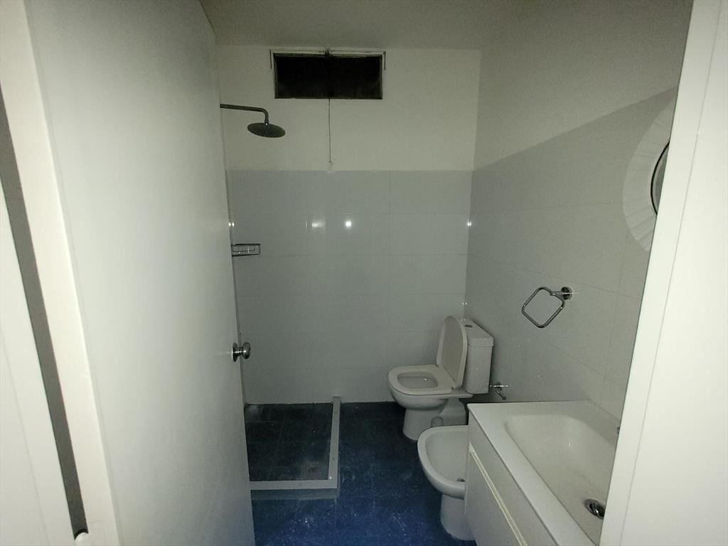 Apartamento al frente, por avenida principal, prox, Casmu,