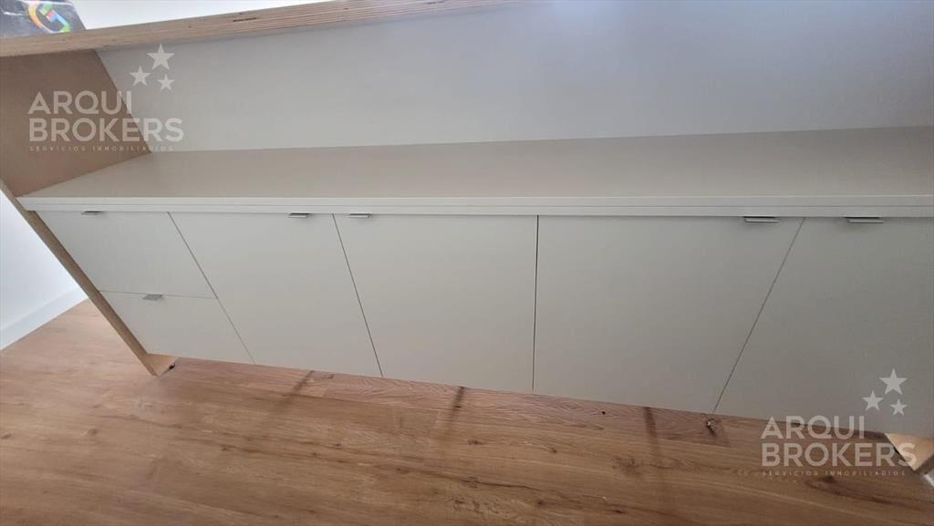 Oficina en venta con renta en Cordón - 106B