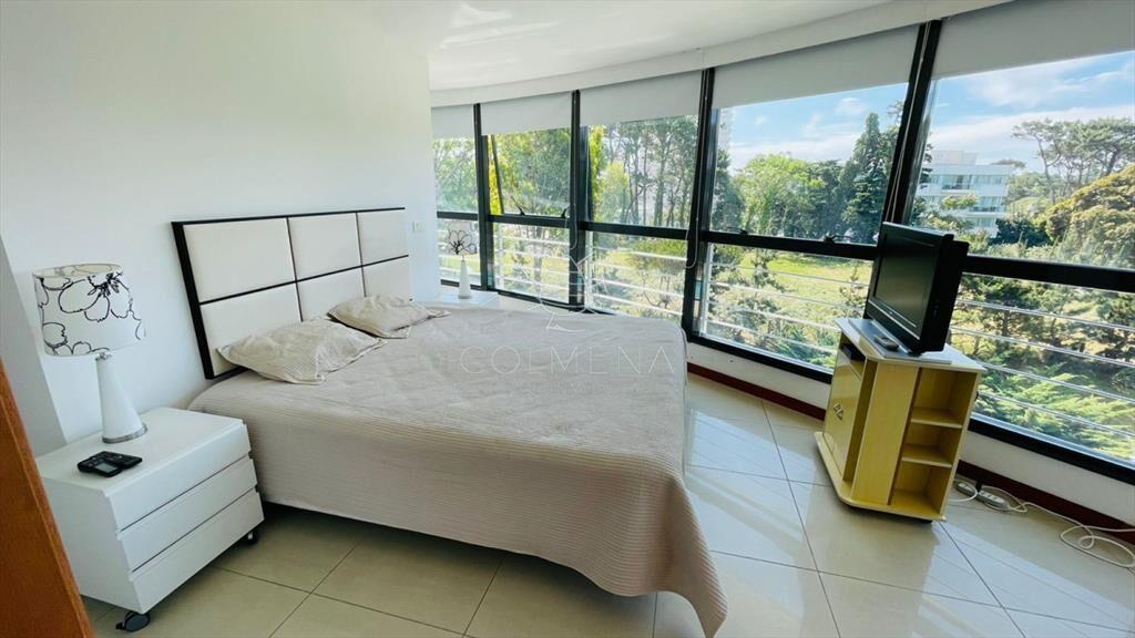 Venta apartamento en Punta del Este - Codigo 5908
