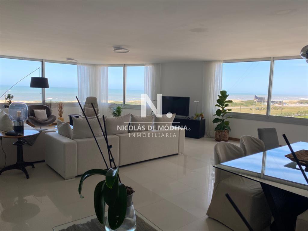 Departamento en  venta de 3 dormitorios y en III