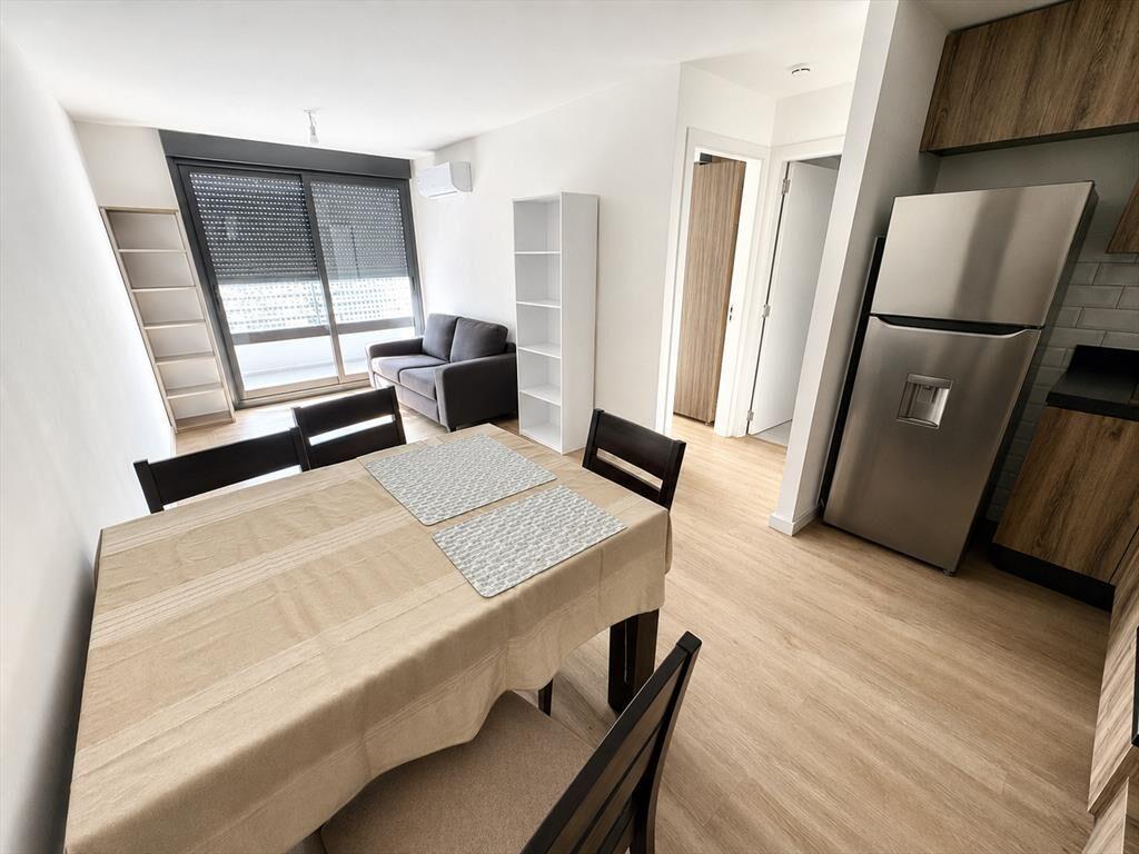 Venta de Apartamento con 1dormitorio y garage en Cordón Sur
