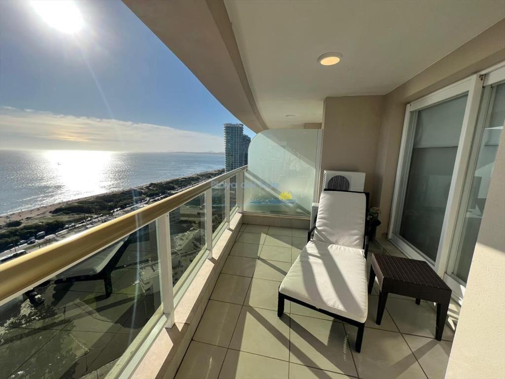 Apartamento de 3 dormitorios en Le Jardin , Punta