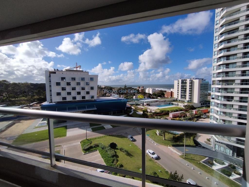 apartamento en venta yo alquiler zona Playa brava