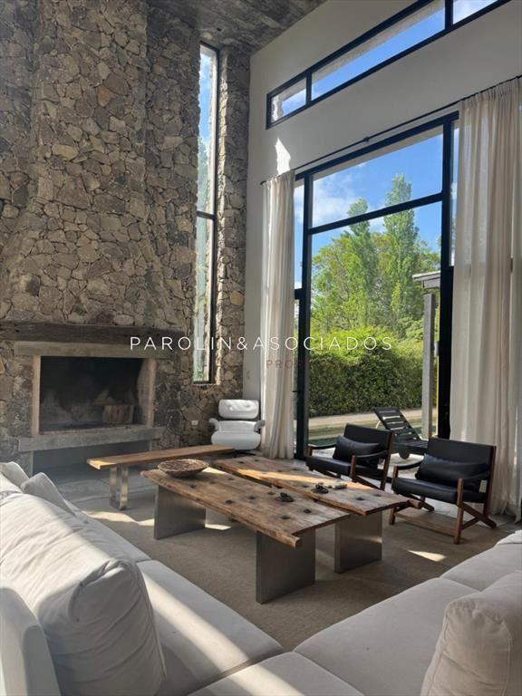 Casa en venta de 4 dormitorios en La Arbolada,