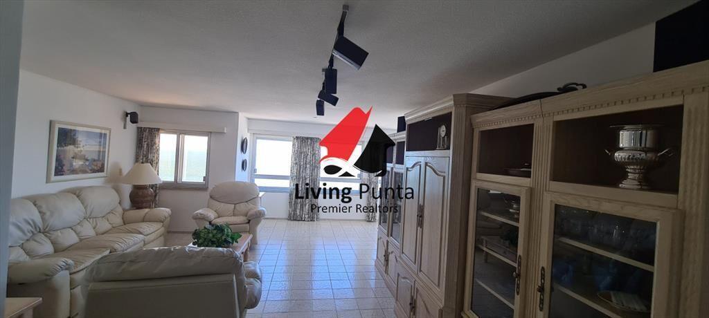 Apartamento en OPORTUNIDAD!!