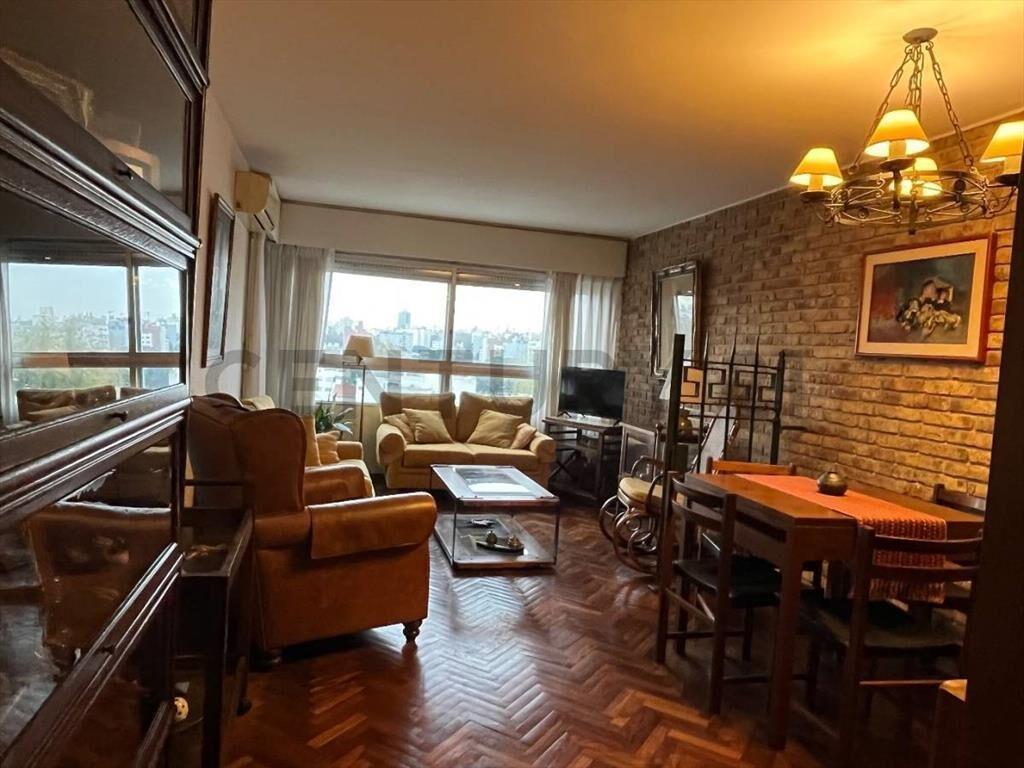 Venta de apartamento al frente Pocitos Nuevo,3 dorm, garage,