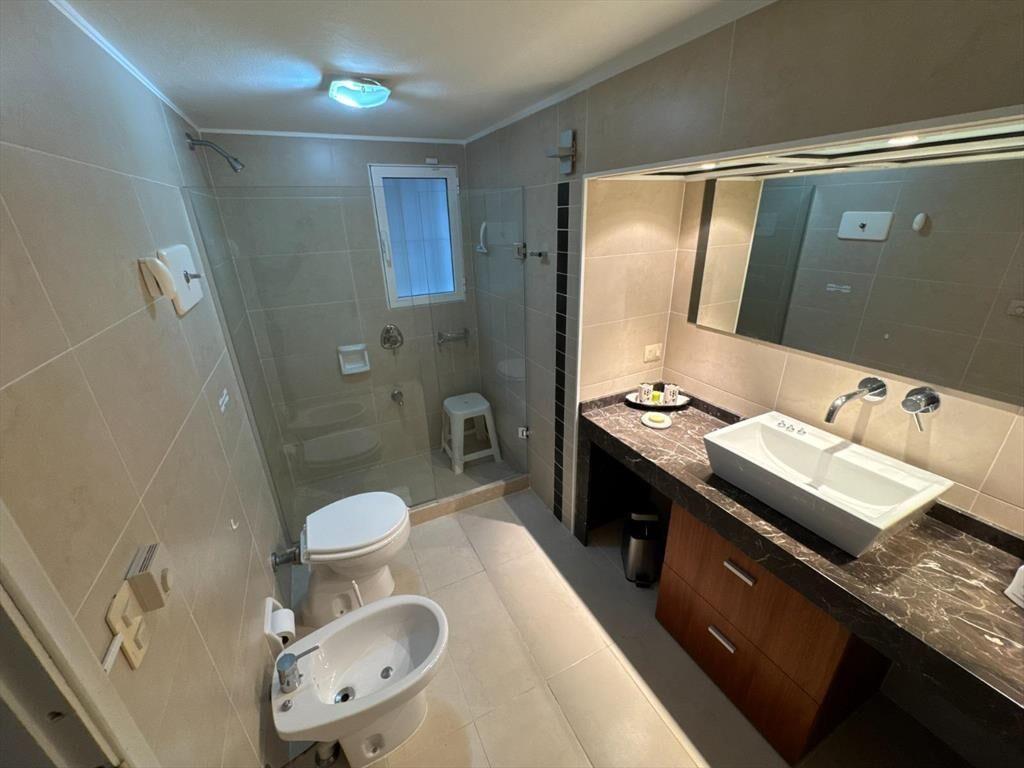 Venta de Hermosa Casa en San Rafael: Gran Jardín, Piscina y