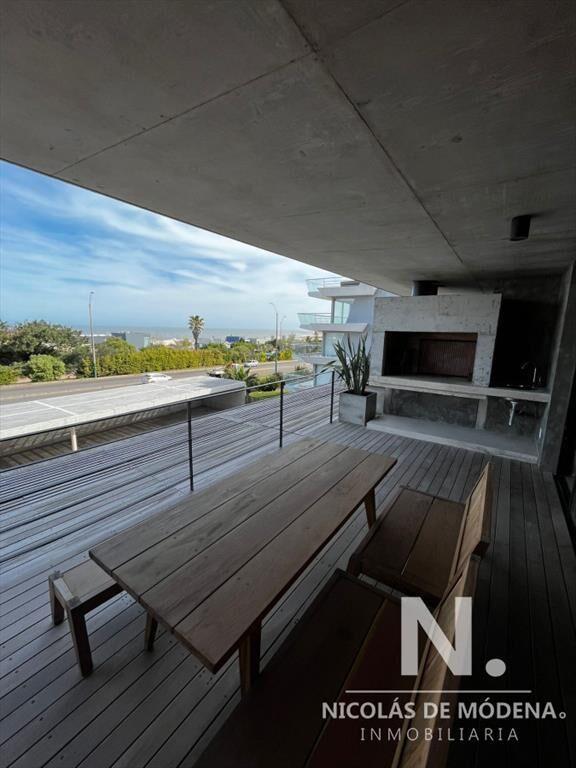 En  venta  apartamento de 2 dormitorios y 2 baños Manantia