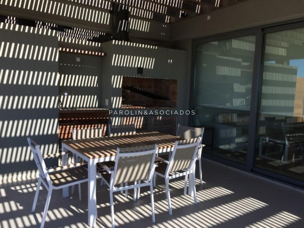 Apartamento dulplex en venta y alquiler en zona