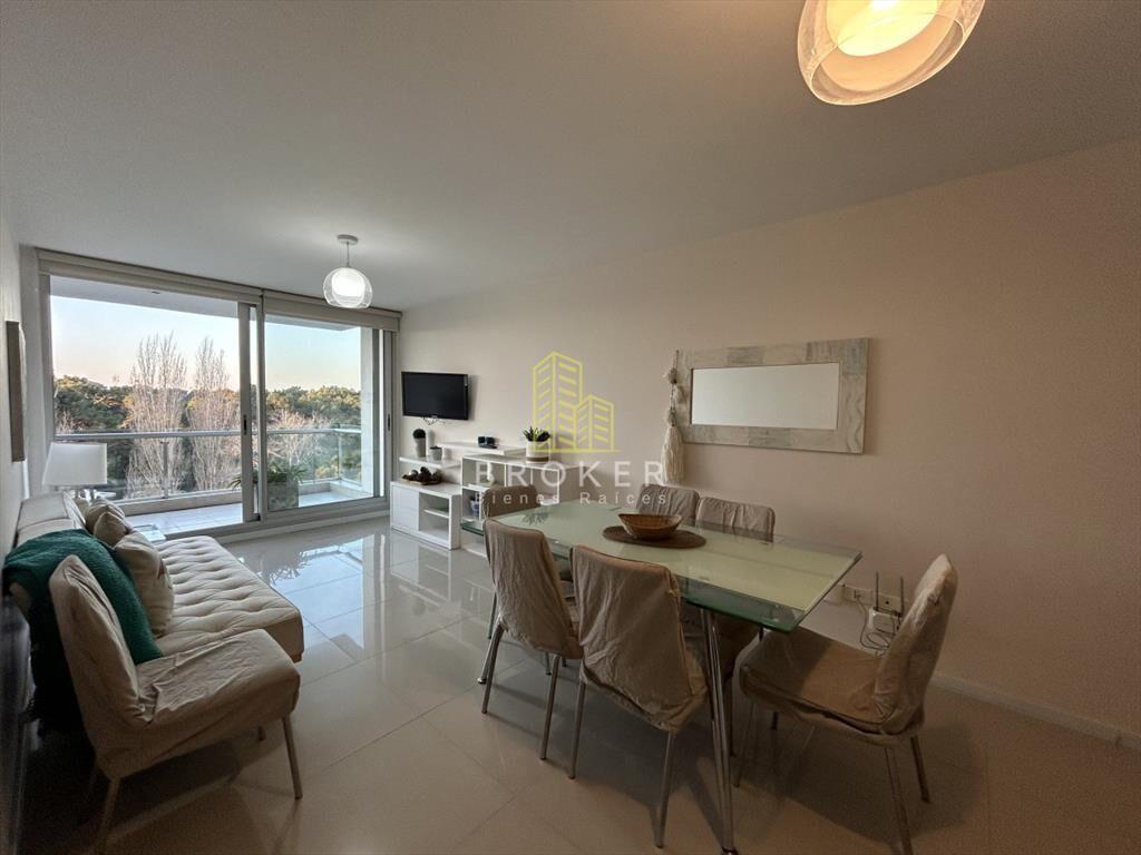 Venta de hermoso apartamento 2 dormitorios en una