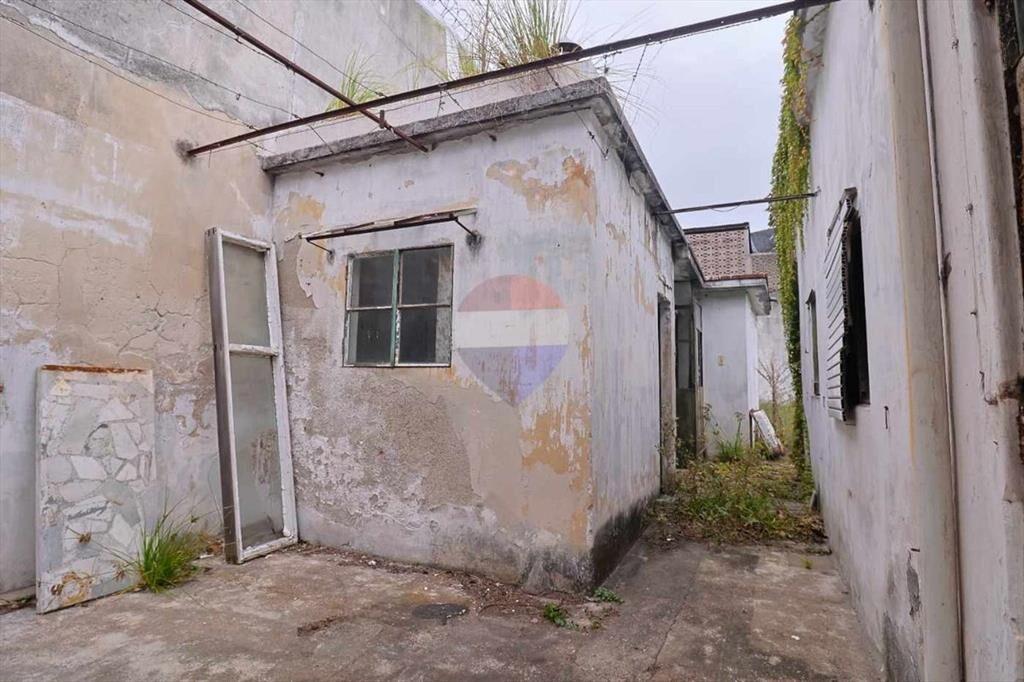 VENTA CASA A RECICLAR LA COMERCIAL