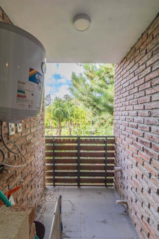 Venta apartamento de 2 dorm. y 2 baños con  DEL