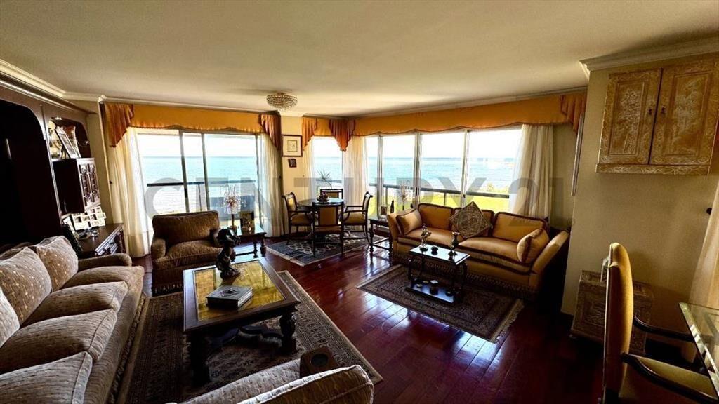 Venta Apartamento Punta carretas 4 dormitorios 2 cocheras...