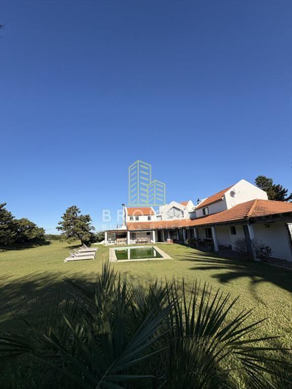 Impresionante casa en frente al mar en Montoya de