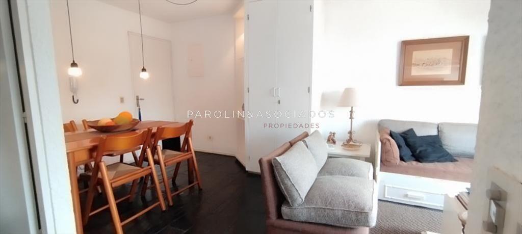 Apartamento de un dormitorio en venta con gran en