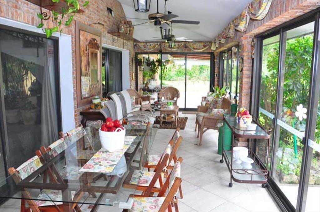 Casa en Mansa, 7 dormitorios a pasos del mar