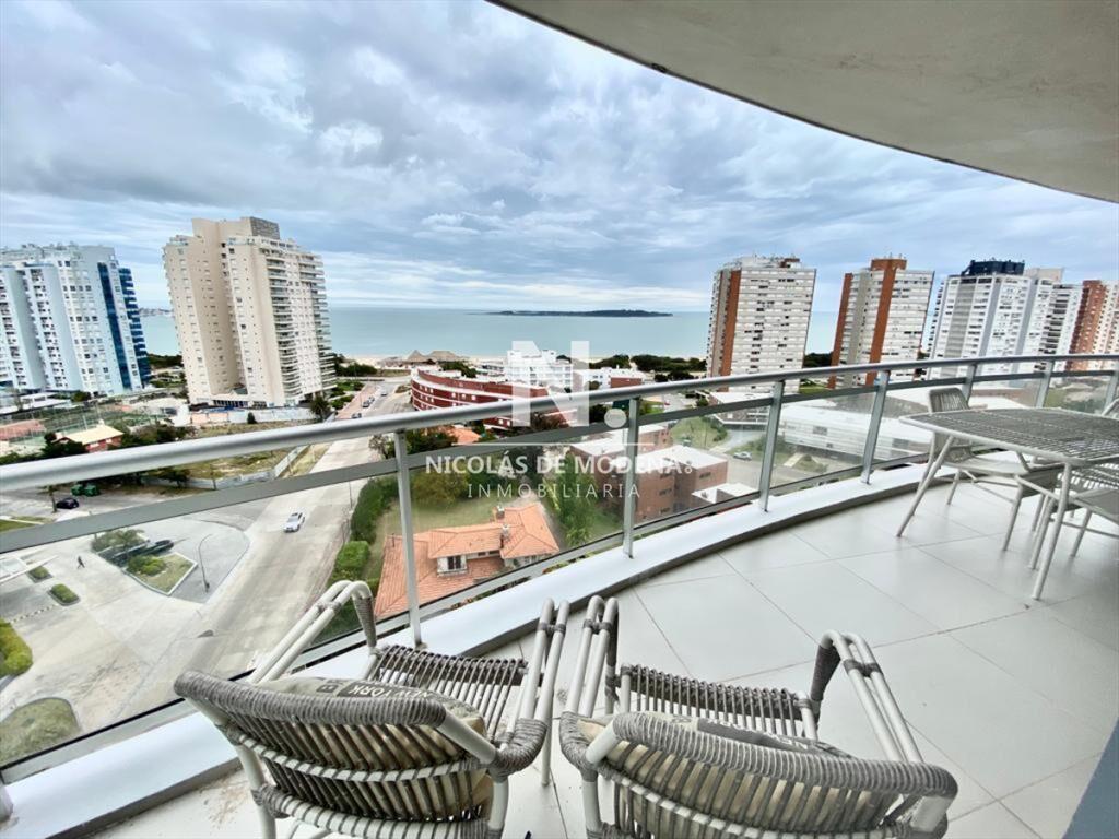Apartamento en venta de 3 dormitorios en suite, Mansa - Pun