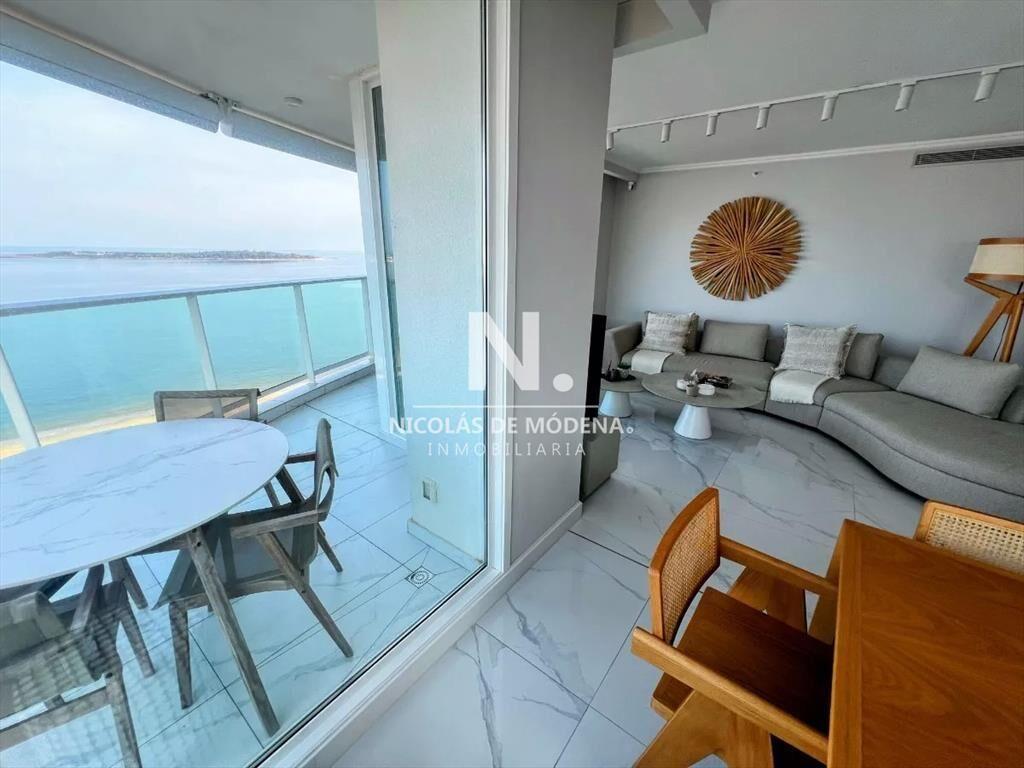 Apartamento en venta 4 dormitorios en Playa Punta