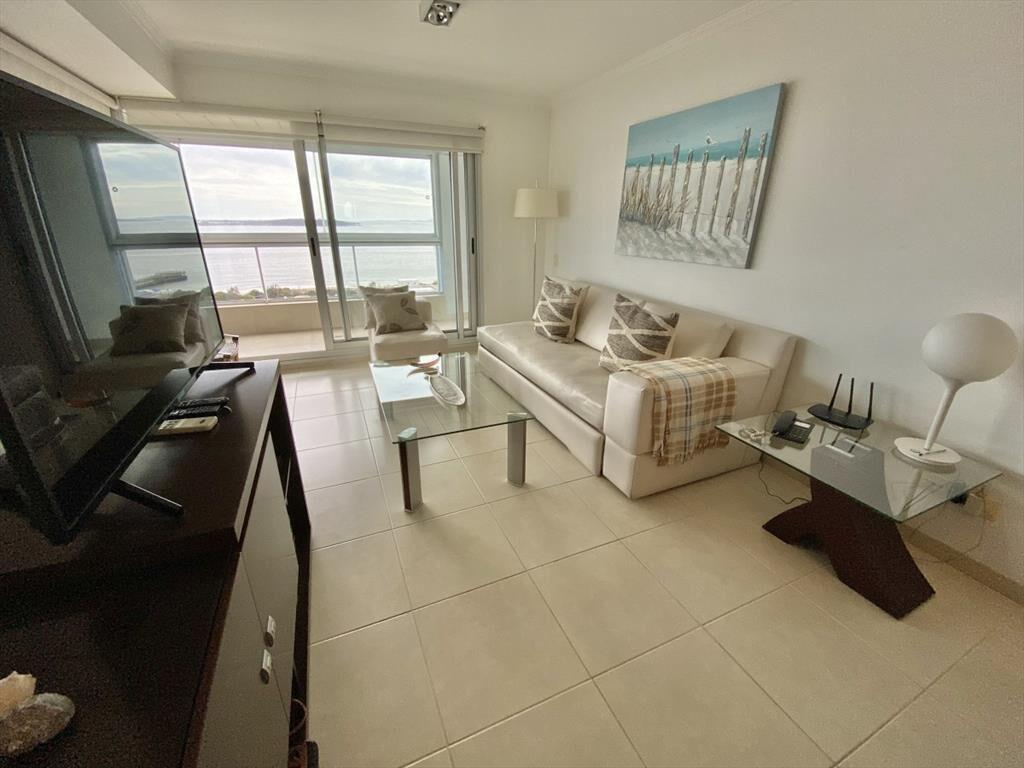 APARTAMENTO DE 2 DORMITORIOS EN ALQUILER TEMPORARIO - PLAYA