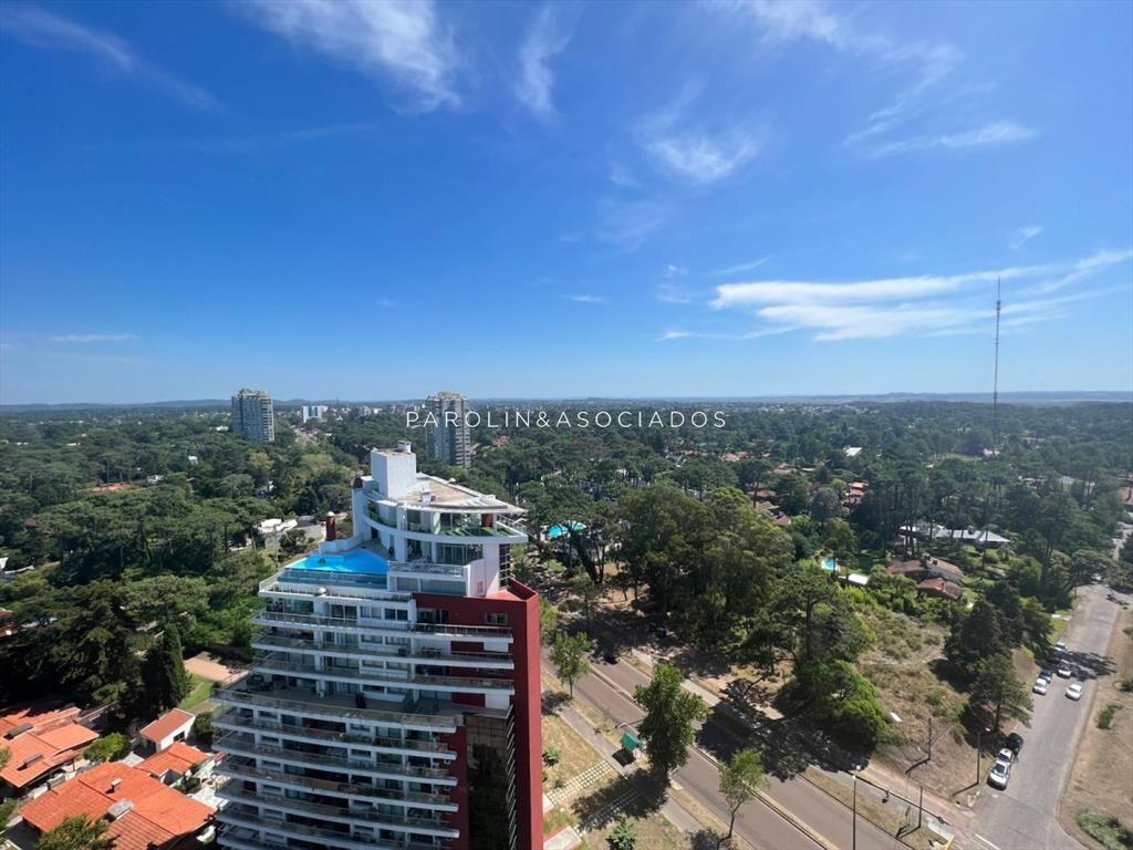 Apartamento en venta de 2 dormitorios en Punta