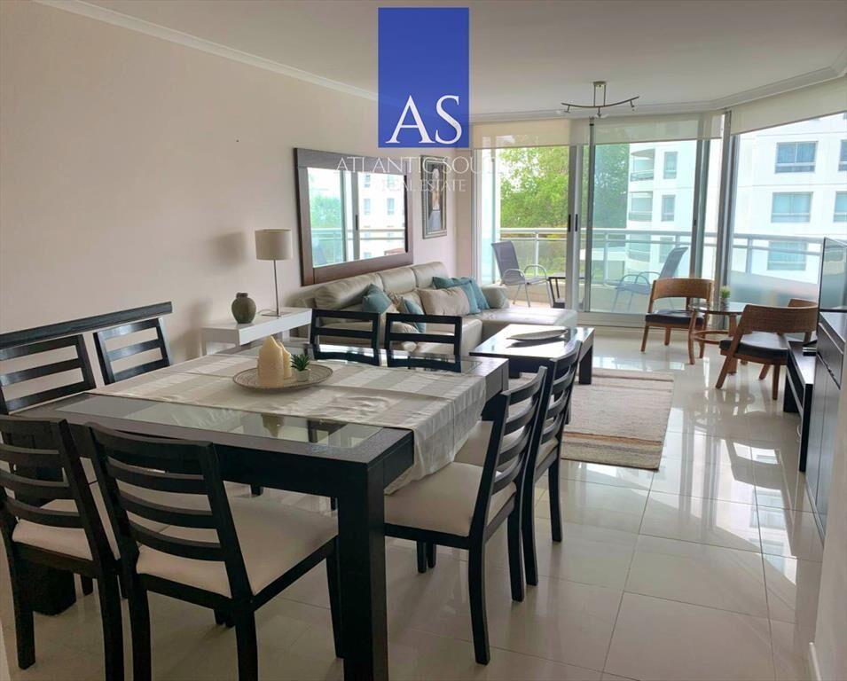 Apartamento de dos dormitorios en Ocean Drive ,
