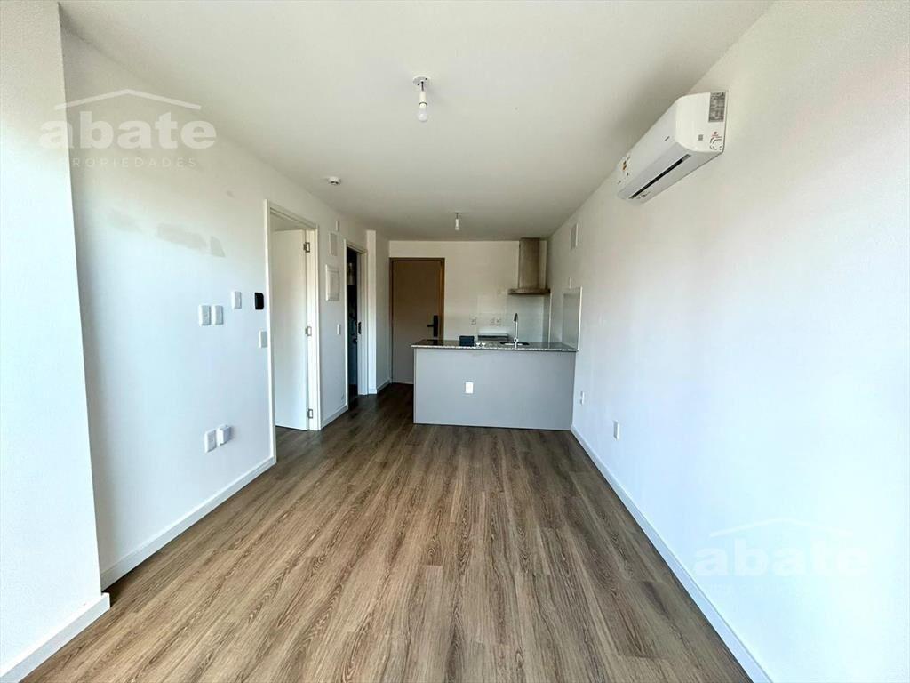 Alquiler Apartamento de 1 dormitorio con garaje , en La Bla