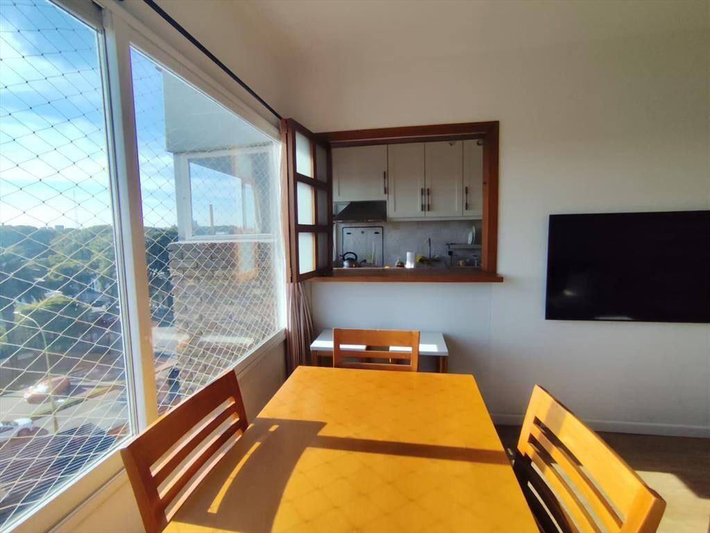 VENTA APTO. 3 DORMITORIOS 1 BAÑO GGE JACINTO VERA