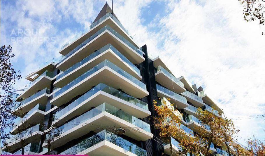 Venta apartamento dos dormitorios con renta en Barrio Sur -