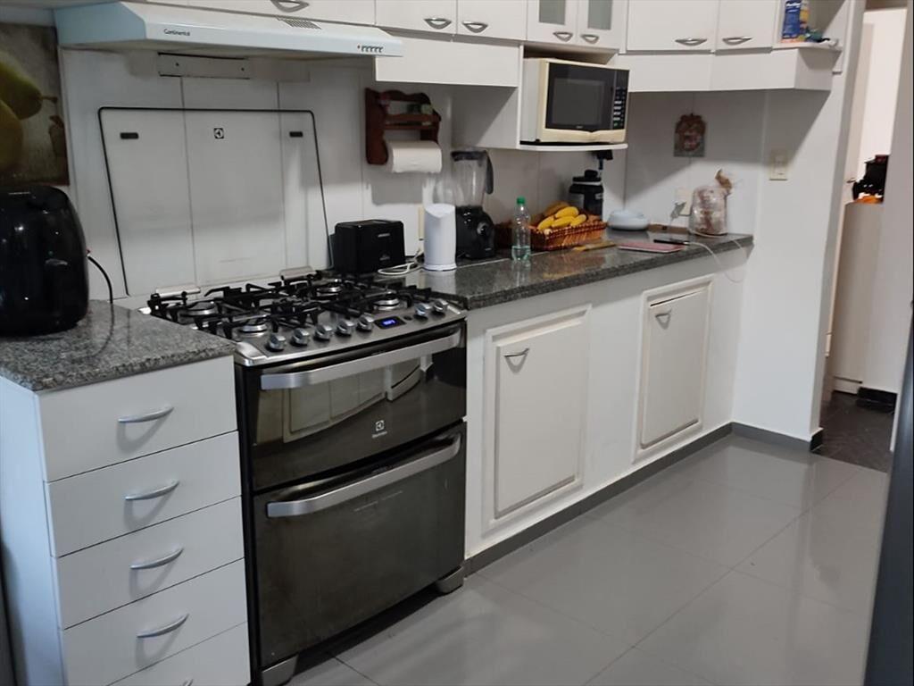 SUPER CONFORTABLE!!! RESIDENCIA 4 DORM. + PISCINA + APTO