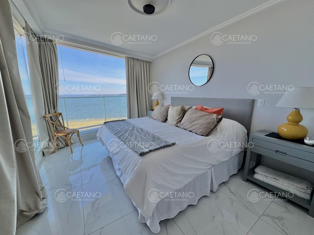 PARAMOUNT TOWER PUNTA DEL ESTE VENTA DE APARTAMENTO DE 3 SU