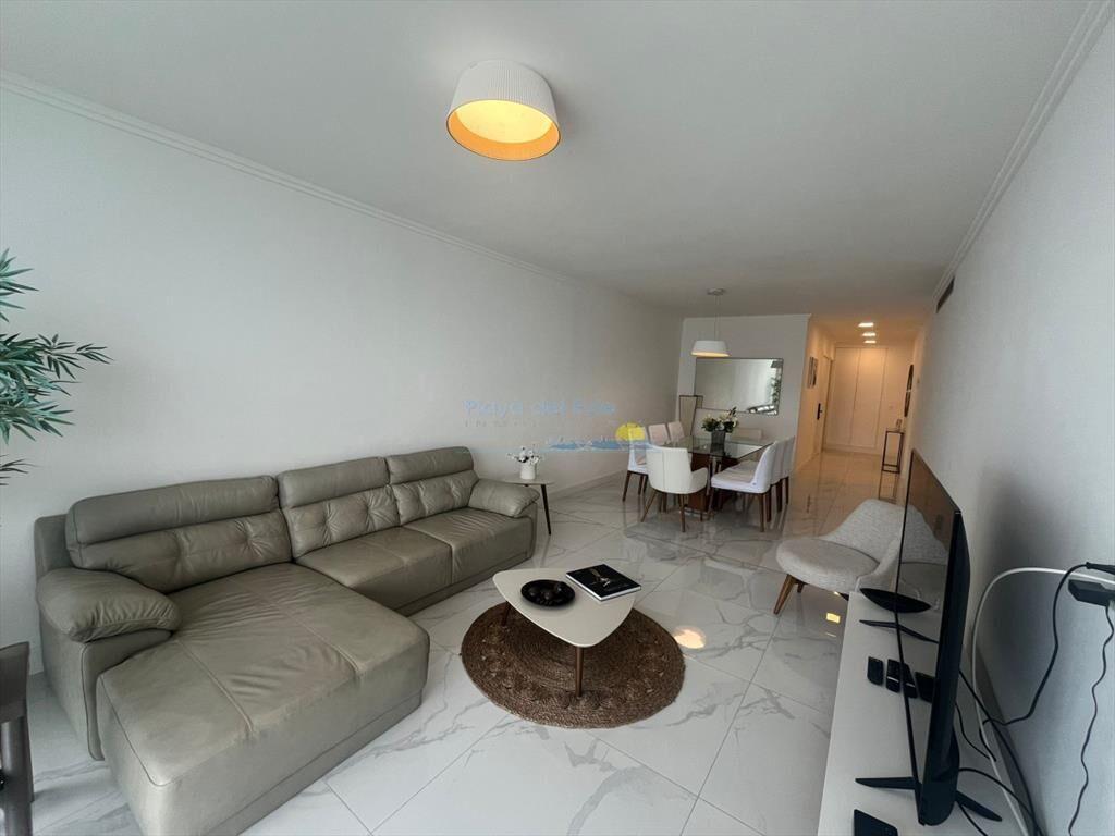 Apartamento en Venta de 3 dormitorios en Punta ,