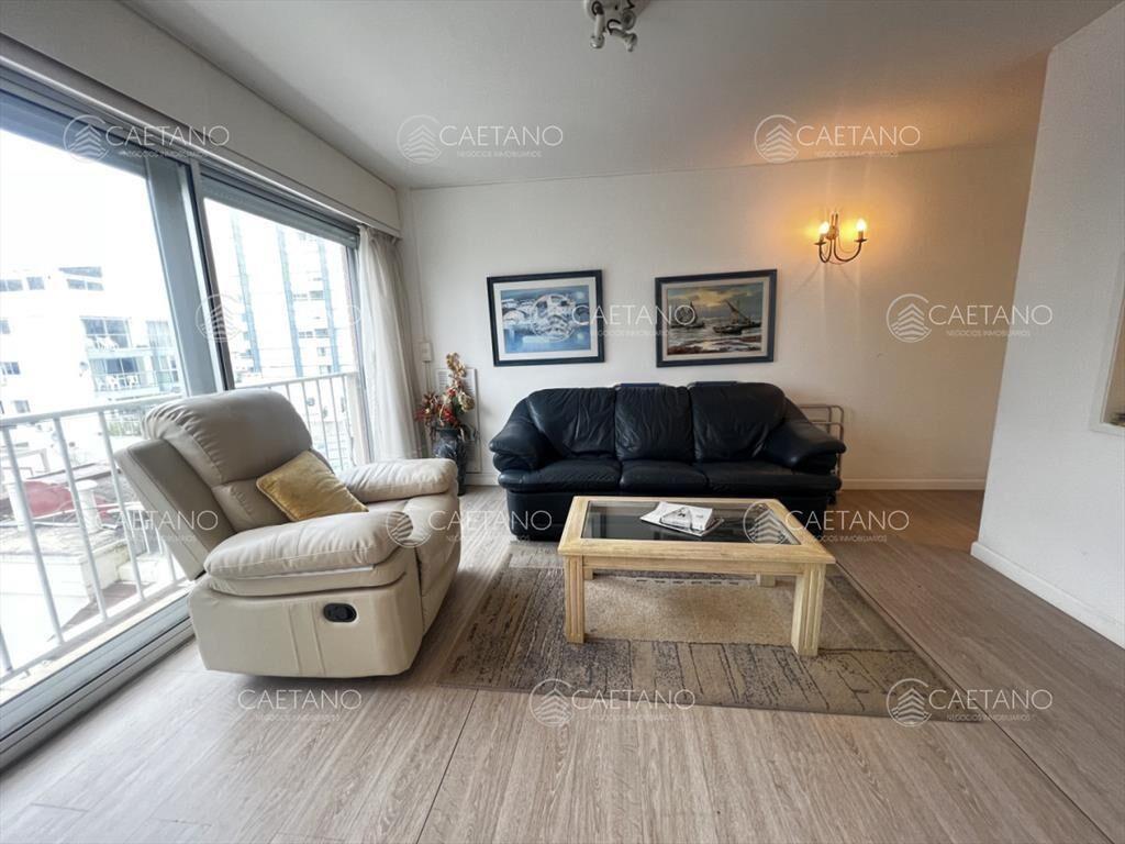 Alquiler temporario apartamento 2 dormitorios, Peninsula -