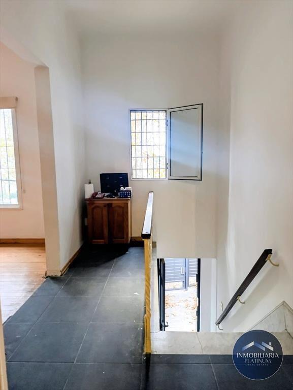 Casa en venta 3 dormitorios+altillo c/ cochera en La Bla...